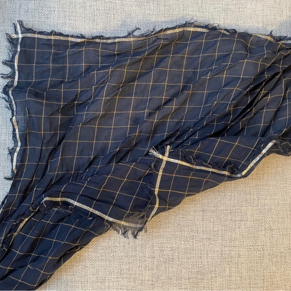 Madewell Bandana - Picture 2 of 2
